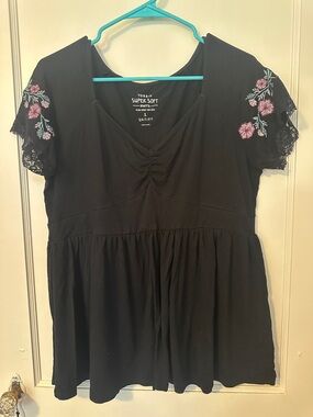 Torrid Super Soft V-Neck Embroidered Sleeve Babydoll Tee